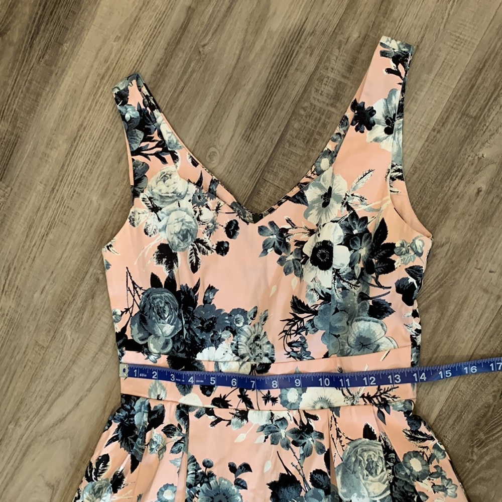 Like new Ixia dress - Picture 7 of 8